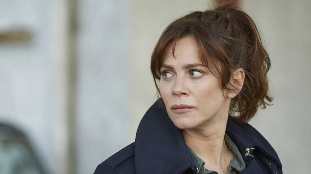 Anna Friel in Marcella Anna Friel in Marcella